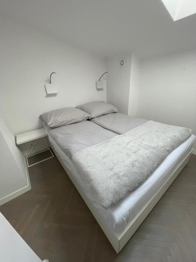 Sasiad Syrenki - Old Town Apartment Варшава Екстер'єр фото